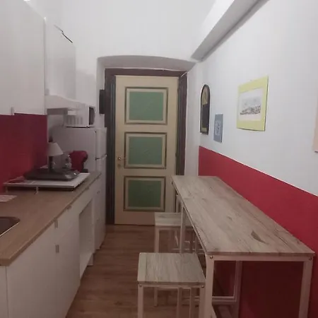 Onlyrooms Iii - Piazza Jenne * Cagliari