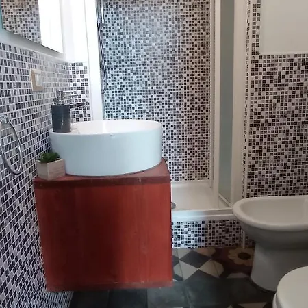 Guest house Onlyrooms Iii - Piazza Jenne Cagliari