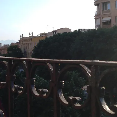 Onlyrooms Iii - Piazza Jenne Guest house *
