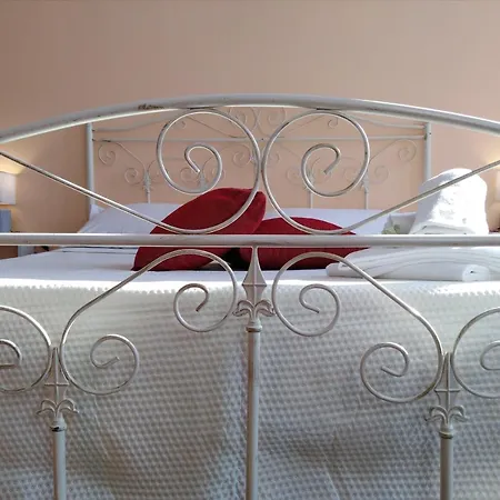 Onlyrooms Iii - Piazza Jenne Guest house *